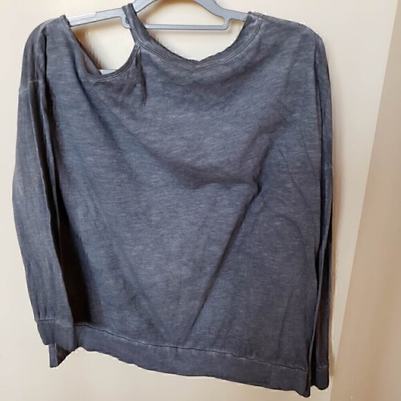NWT 143 Story By Line Up Charcoal Long Sleeve Off Shoulder Shirt SZ L - Picture 4 of 5